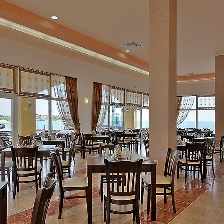 Midia Grand شقة فندقية 3*